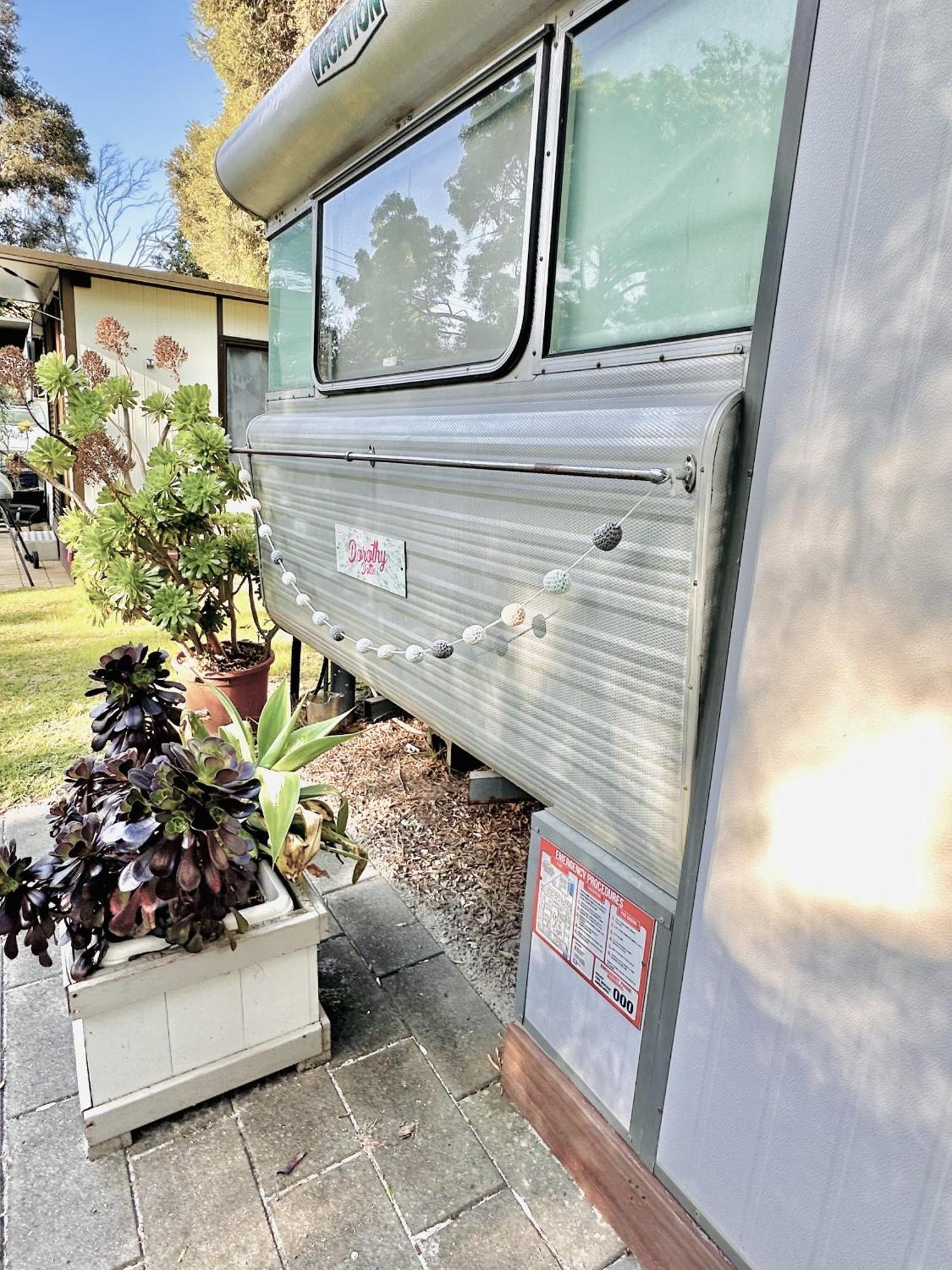 Mornington Peninsula Retro Caravans Rye Room photo